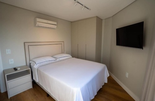 Centro Apartment | Ap de novela no centro da cidade com garagem
