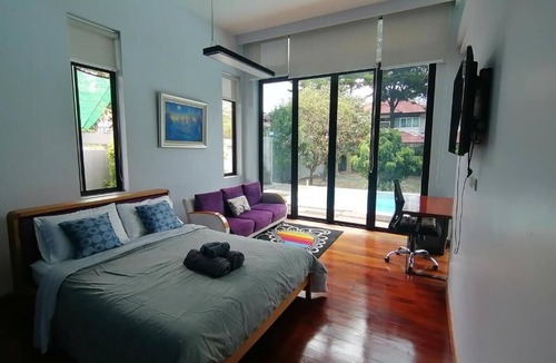 Chan Kasem Bed & Breakfast | AP House