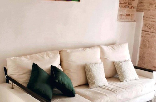 Carmona Apartment | AP. La Teja
