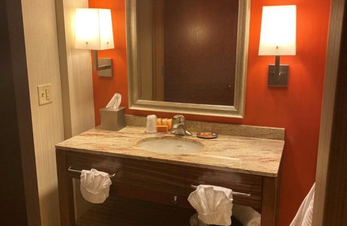 Lawton Hotel | Apache Casino Hotel