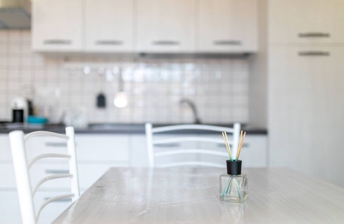 Trinita d'Agultu Apartment | Apartment 'Green Garden F1' with Sea View Garden & Wi-Fi