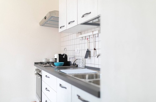 Trinita d'Agultu Apartment | Apartment 'Green Garden F1' with Sea View Garden & Wi-Fi
