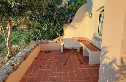 Canneddi Apartment | apartment with little garden five minutes walk from the beach
