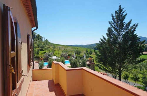 Montecatini Val di Cecina Apartment | Apartment 'Appartamento 6' with Shared Pool, Wi-Fi and Air Conditioning