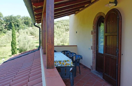 Montecatini Val di Cecina Apartment | Apartment 'Appartamento 6' with Shared Pool, Wi-Fi and Air Conditioning