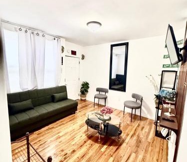 West New York Apartment | Apart Studio 12mint From New York City Times Square