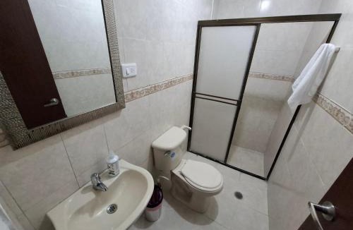 Guadalajara de Buga Apartment | APARTAHOTEL CASA BUSTAMANTE APTO 4 vip