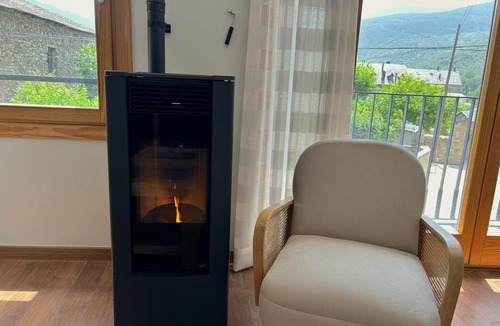 Esterri D'Aneu Apartment | Apartament al centre d'Esterri amb vistes úniques by RURAL D'ÀNEU
