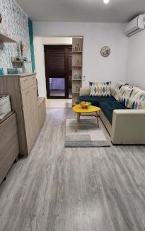 Saturn Apartment | Apartament Andy