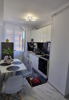 Hunedoara Apartment | Apartament central pe pietonala nr2