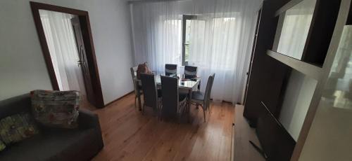Saturn Apartment | Apartament Claudia
