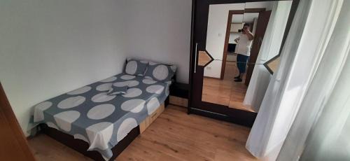 Saturn Apartment | Apartament Claudia
