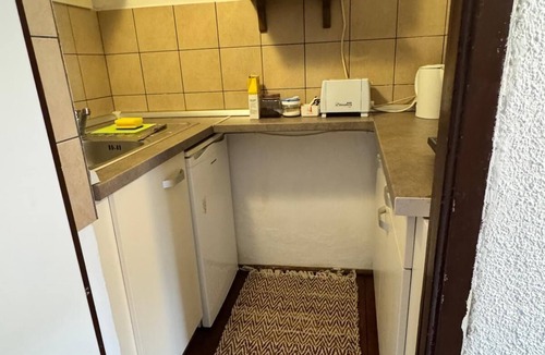 Historic Center Apartment | Apartament Gabriel balcony first floor in charming Sibiu perfect for relaxing