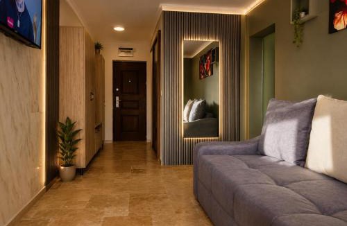 Saturn Apartment | Apartament Gul Mona Saturn