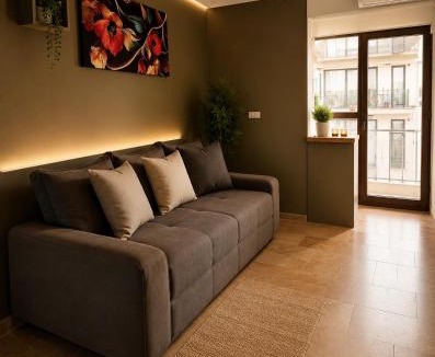 Saturn Apartment | Apartament Gul Mona Saturn