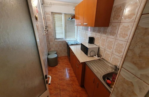 Saturn Apartment | Apartament Nero