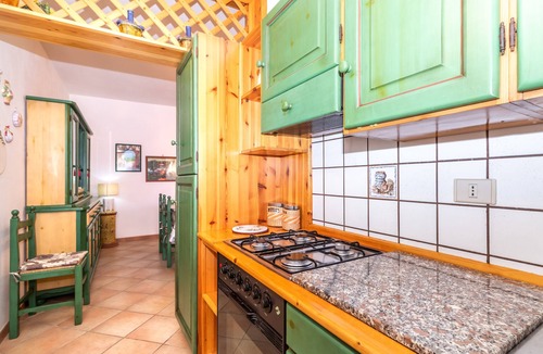 Valledoria Apartment | Apartament Primula with Terrace & Wi-Fi