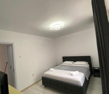 Tirgu Neamt Apartment | Apartament