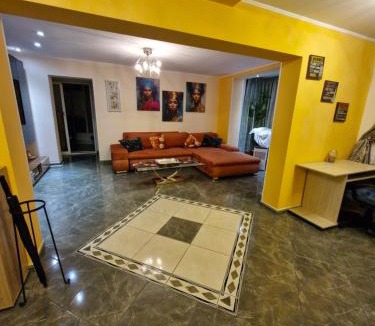 Onesti Apartment | Apartament Superb