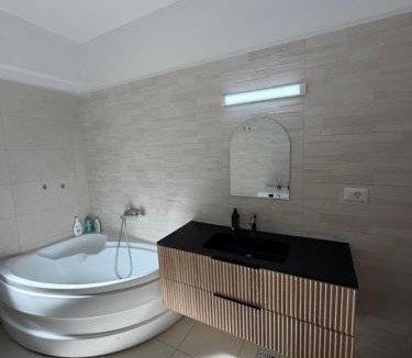 Ramnicu Valcea Apartment | Apartament Valcea