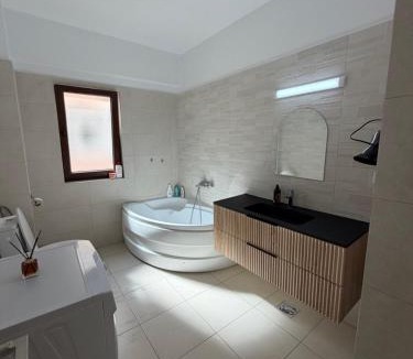 Ramnicu Valcea Apartment | Apartament Valcea