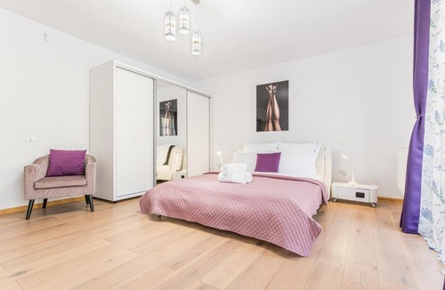 Tractorul Apartment | Apartamente Lavender Coressi