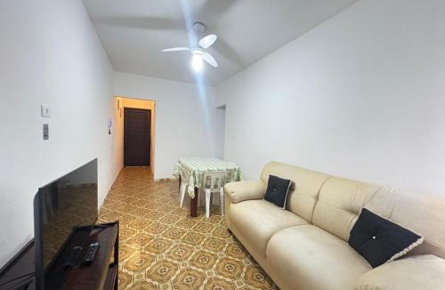 Vila Alzira Apartment | Apartamento 210 Guarujá Praia do Tombo - A poucos passos do mar
