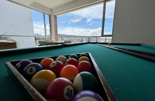 Quito Apartment | Apartamento cerca de Solca y Embajada Americana con Vista a la Ciudad GYM