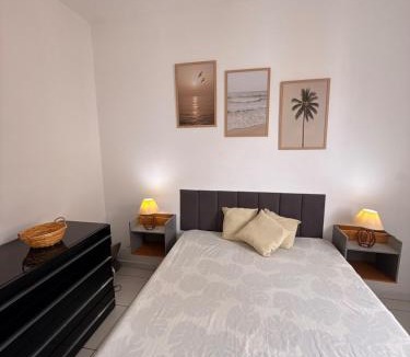 Ipiranguinha Apartment | Apartamento com piscina e churrasqueira em Ubatuba