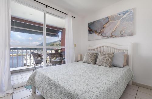 Parque das Palmeiras Apartment | Apartamento com varanda de frente para o MAR - Angra dos Reis - Shopping Piratas - Portaria 24hs