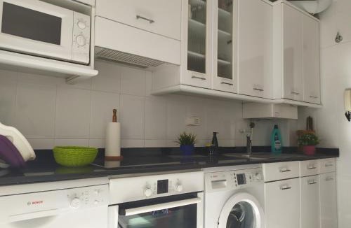 Mogro Apartment | Apartamento con jardín privado cerca playa Usil - Mogro