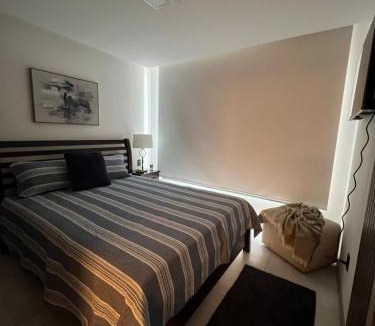 La Carolina Apartment | Apartamento de lujo con piscina, jacuzzi, cancha de pádel, vista 360 de Quito