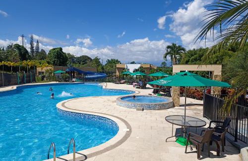 La Tebaida Apartment | Apartamento Eje Cafetero - hermosa vista a piscinas