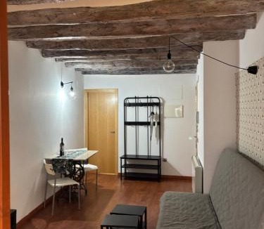 Barbastro Apartment | Apartamento La Bodeguita