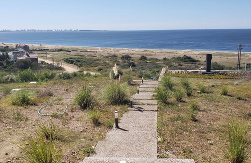 Punta Ballena Condo | Apartamento moderno con vista al mar.