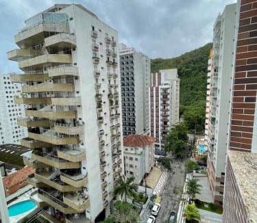 Barra Funda Apartment | Apartamento na Praia de Pitangueiras, Guarujá