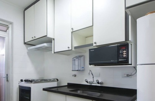 Jardim Centenario Apartment | Apartamento no Guaruja a 600m da Praia da Enseada