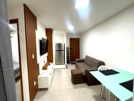 Planalto Apartment | Apartamento Premium com Piscina e Varanda Perto do Aeroporto