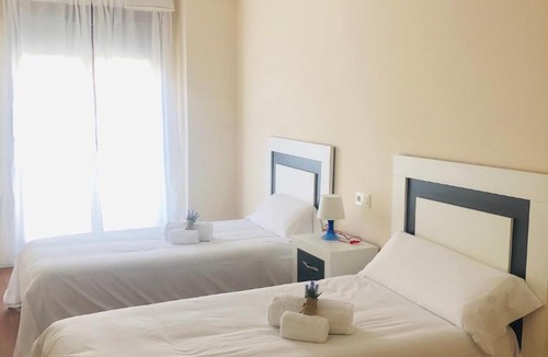 Arrabal Apartment | Apartamento Puente Romano Portal 4 1-B