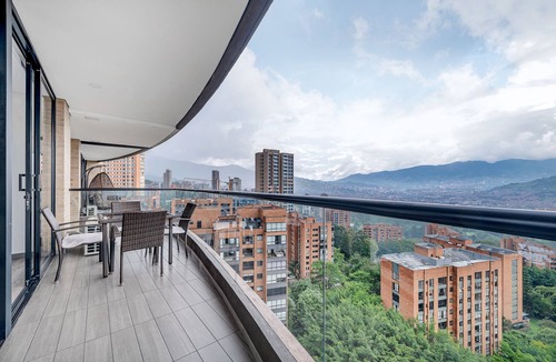 El Poblado Apartment | Apartamentos Class Suites by HOUSY HOST