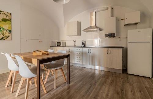 Santa Clara Apartment | Apartamentos El Patio Plaza de Santa Clara - con vistas en el casco histórico