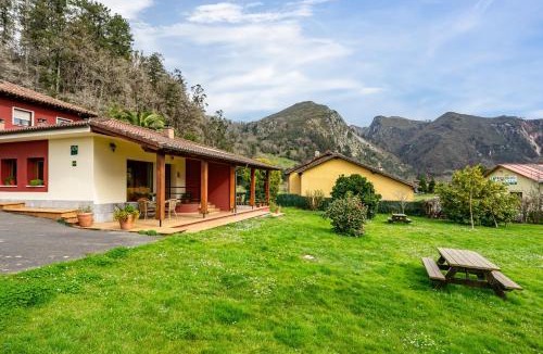 San Juan de Parres Apartment | Apartamentos Les Cuartes