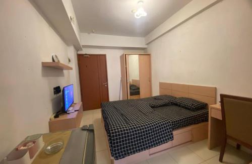 Depok Apartment | Apartemen Margonda 4 by LYSroom