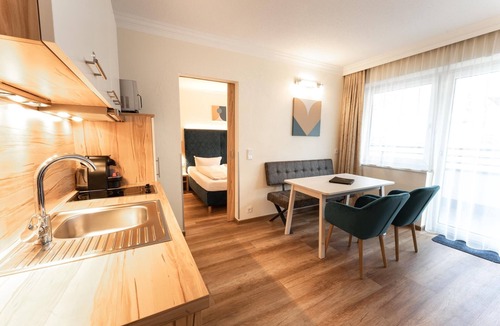 Vorderlanersbach Hotel | Aparthotel Dorfplatzl
