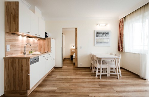 Vorderlanersbach Hotel | Aparthotel Dorfplatzl