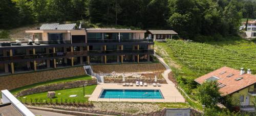 Caldaro Sulla Strada del Vino Hotel | Aparthotel Malga