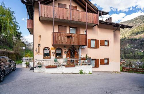 Strembo Apartment | Aparthotel Pedrotti Strembo