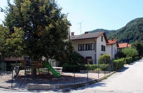 Most na Soci Apartment | Apartma Mika
