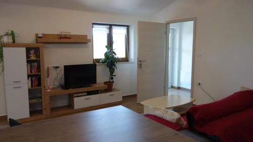 Secovlje Apartment | Apartma Pergola