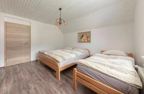 Preddvor Apartment | Apartmaji Seljak